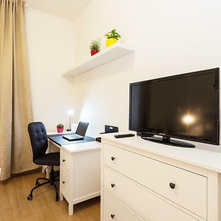 Perunova Apartments Prag Exterior foto
