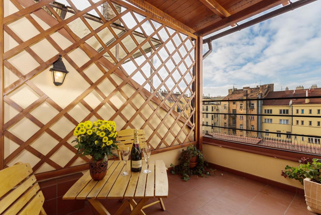 Perunova Apartments Prag Exterior foto