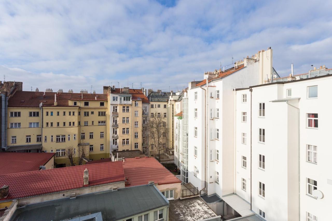Perunova Apartments Prag Exterior foto