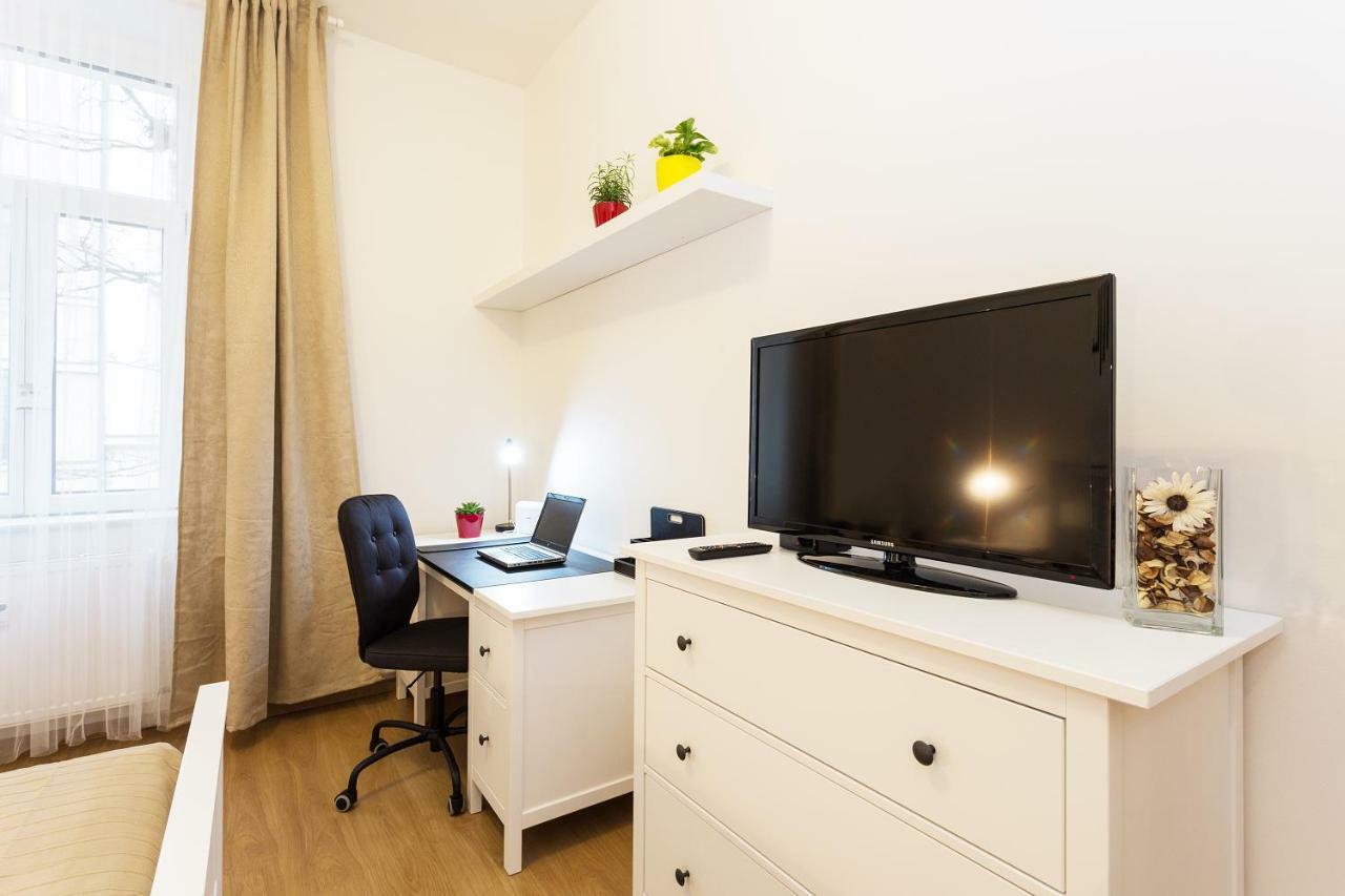 Perunova Apartments Prag Exterior foto